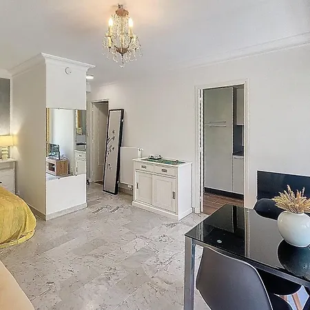 Apartment Henri Camille Real Estate- Mikaela - With Terrace